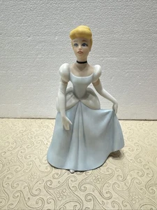Disney Cinderella 6" Porzellan Figur Figur Statue klassisch blau Ballkleid - Bild 1 von 5