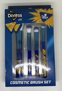 Neues exklusives Doritos-inspiriertes 4-teiliges Kosmetikpinsel-Set - makelloses Make-up  - Bild 1 von 3