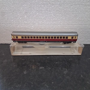 Fleischmann 5163 1st Class Coach in DB Red & Cream - Picture 1 of 10