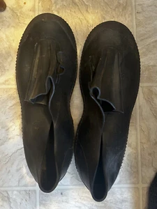 Honeywell Servus Overboots 11003/L Men's 11-13 Large Black PVC Overshoe 1 Pair - Picture 1 of 3