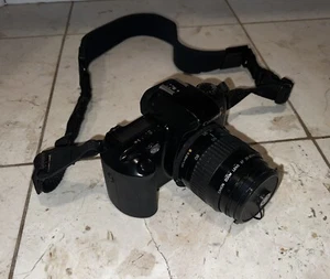 Canon EOS Rebel XS 35mm Film Camera with Canon 35-80mm f/4-5.6 Lens-Filter-Strap - Picture 1 of 12