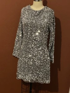 H&M Sequined Dress Low Cut Back Women’s Size Medium Short Silver  - Picture 1 of 10