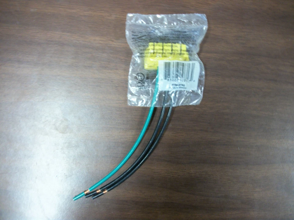 Pass & Seymour Single Pole Switch Connector Right Angle PLUGTAIL