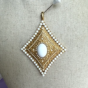 Vintage Gold Tone & White Bead Large Pendant3 1/4” - Picture 1 of 10