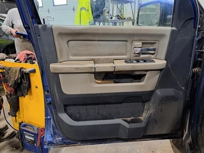 Ram1500 Lh 2011 lado del conductor puerta delantera interior panel de moldura negro/gris V9v3 Foto 1 de 4