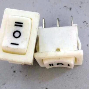 2pcs Solteam ON/OFF/ON SPDT Rocker Switch AC 120V-250V - Picture 1 of 3