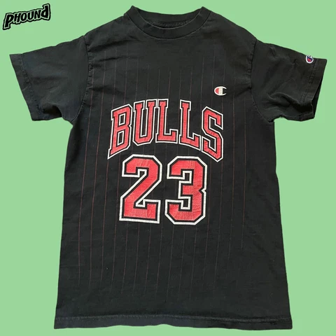 VTG Chicago Bulls NBA Team Champion Black Good Fade T-Shirt Jordan YOUTH L Cover
