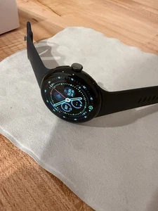 Google Pixel Watch 3 45mm 4G LTE - Matte Black Unlocked - Photo 1 sur 5