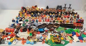 Riesiges Playmobil Konvolut Figuren Tiere Zubehör Pferde gemischte Teile Pieces Restposten - Bild 1 von 14