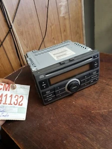 2009 Nissan Sentra radio  - Picture 1 of 4