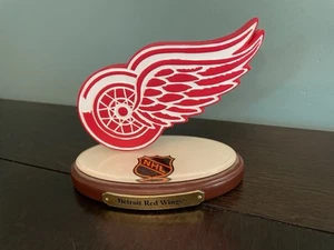 Detroit Red Wings NHL Logo Limited Edition 2004 The Memory Company Desk Plaque - Picture 1 of 5