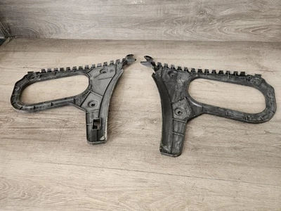 Par de soportes de parachoques trasero derecho e izquierdo audi a3 2015-2020 OEM Foto 1 de 3