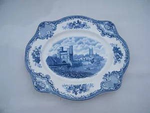 Plato ovalado Johnson Brothers Old Britain Castles azul 14" por 11,5" - Imagen 1 de 3