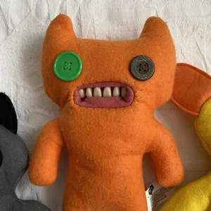 "Figura de felpa mediana de monstruo indeciso de fieltro naranja divertido monstruo feo divertido Fuggler" - Imagen 1 de 3