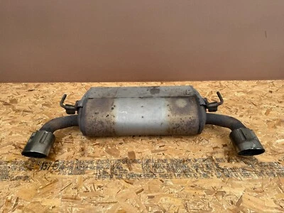 INFINITI Q60 2017-2022 OEM SILENCIADOR TRASERO ESCAPE CON PUNTAS MONTAJE Foto 1 de 4