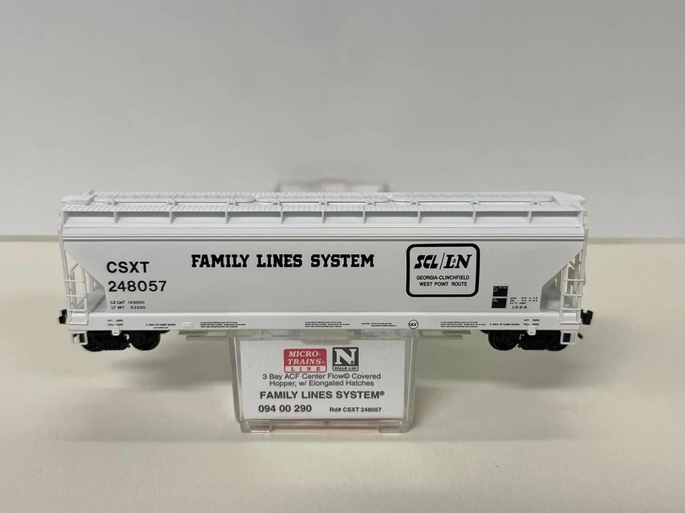 Micro-Trains N 094 00 290 CSX SCL L&N 3 bay covered hopper #248057 Seaboard - Image 1 of 1