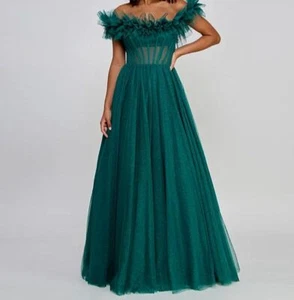 Say Yes Women's Juniors Green Ruffled-Neckline Shimmering Ball Gown Size1/2 - Picture 1 of 2