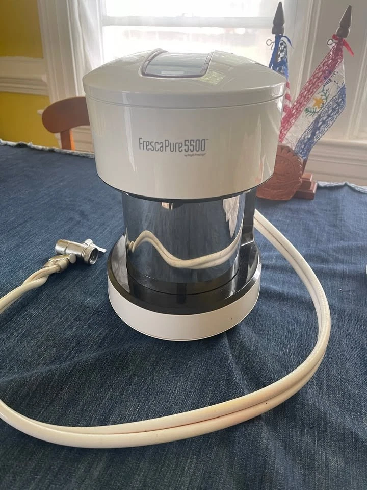 Sistema de filtración de agua Fresca Pure 5500 de Royal Prestige Foto 1 de 1