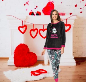 Women Pajama Set_Long Sleeve Top and Pant_Lounge Wear_Happy Holidays (Size: S) - Picture 1 of 6