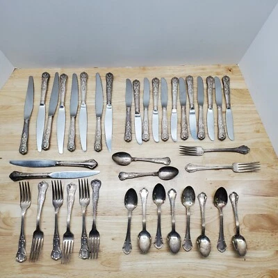Big Lot Reed & Barton Silver plate Pattern - Vintage 40 pieces Spoons Forks  - Image 1 of 4