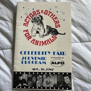 Actors and others for animals celebrity Ferris souvenir program August 30, 1987 - Picture 1 of 5