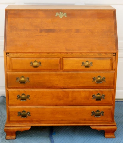 Ethan Allen Heirloom Nutmeg Maple Colonial Early American Secretary Desk Cover
