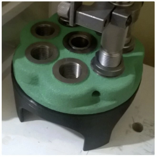 Unidad de soporte de almacenamiento de cabezal de repuesto Redding T-7 fácil acceso ¡Mantenga el área organizada fácil! Foto 1 de 2