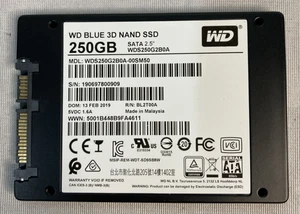 WD Blue 3D NAND SSD 2.5" 250GB MODEL: WDS250G2B0A-00SM50 - Picture 1 of 2