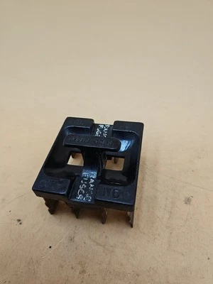 Portafusibles Square D M-122203 60 Amp Desconexión Extraíble  Foto 1 de 4