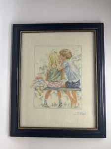 Vintage gerahmte Nadelspitze Kinder spielen draußen nostalgisch 11 1/2” x 9” - Bild 1 von 4