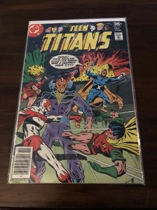 The Teen Titans 42,52 F-Vf - Picture 1 of 11
