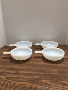4 Vintage Glasbake Soup Chili Bowls with Handle White Milk Glass 11 oz J2663 - Picture 1 of 8