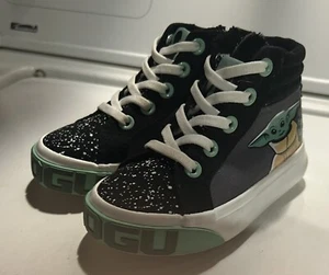 Star Wars The Mandalorian Grogu High Top Sneakers, Shoes Boys Sz 8 Lightly Used - Picture 1 of 4