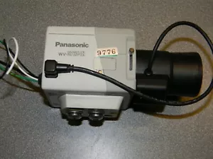 Panasonic WV-CP254H 1/3" fotocamera CCD a colori, Fujinon YV5x2.7R4B-SA2L 2,7-13,5 mm Zo - Foto 1 di 7
