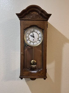 Howard Miller Wall Clock Model 1051-020 - Westminster triple Chime Includes Key - Picture 1 of 15