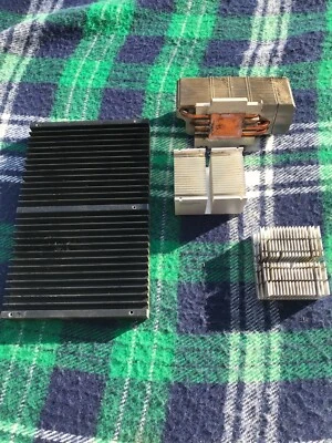 LOTE de 4 disipadores de calor de aluminio/cobre disipador de calor radiador de refrigeración Foto 1 de 4