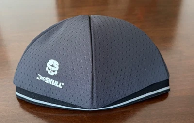 Tapa Protectora Segunda Calavera ADOLESCENTE/ADULTO Tecnología Absorbente de Impactos NEGRA  Foto 1 de 4