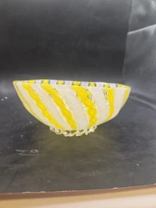 Vintage Murano mundgeblasene italienische Kunst Glas gelb und weiß Band Schale. - Bild 1 von 4