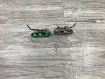 Mazda Miata 1990-1997 OEM cromo exterior manijas cerradura juego de llaves NA *LEER* Foto 1 de 4