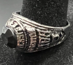 Anillo antiguo vintage de diamantes de imitación tono plata - talla 9,5 - Imagen 1 de 4