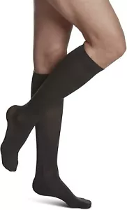 Sigvaris Women’s Style Soft Opaque 840 Closed Toe Calf-High Socks 20-30mmHg Grap - Picture 1 of 3