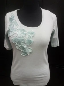 Camisa Top Talbots Blusa Azul Claro con Embellecimiento Flores Cintas Nueva con Etiquetas Talla M - Imagen 1 de 4