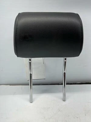 2006 AUDI A4 Headrest Left FRONT - Изображение 1 из 2