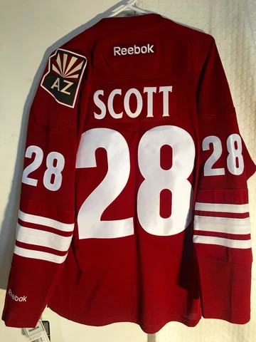 Reebok Premier NHL Jersey Arizona Coyotes John Scott Burgundy sz S Cover