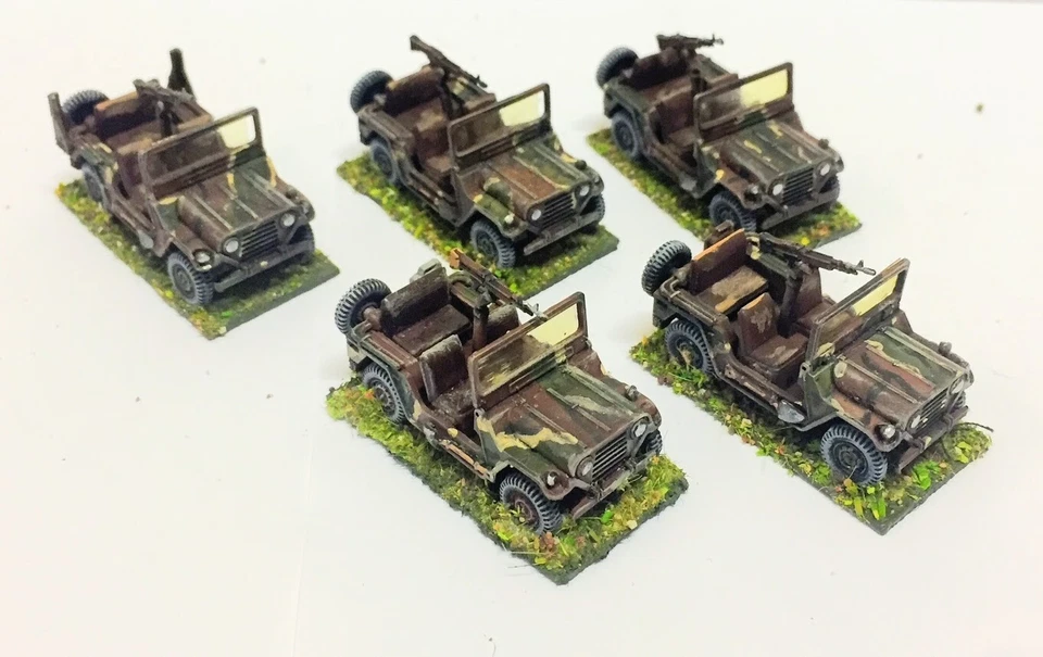 Jeep 1115 MG x 5 - Modern US Camo - 1:87 - Roco - PAINTED - Immagine 1 di 1