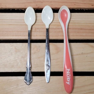 Set of 3 Infant Spoons: 2 Vintage (Oneida & Evenflo), 1 Modern (Nuby) - Picture 1 of 6