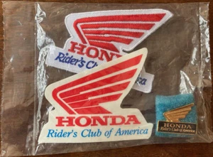 HONDA~RIDER'S CLUB OF AMERICA~PIN~PATCH~AUFKLEBER~NEU IN VERPACKUNG~3 FÜR 1~RIDE ON...! - Bild 1 von 5