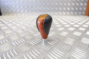 LEXUS RX450H 2010 GEAR SHIFTING KNOB 33504-30351 OEM - Picture 1 of 9