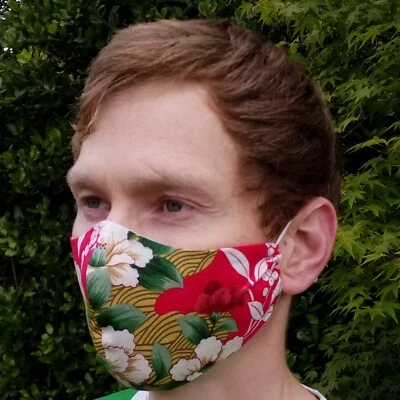 Adults Hawaiian Hibiscus Floral Print 100% Cotton Face Mask + PM2.5 Filters - Image 1 of 4