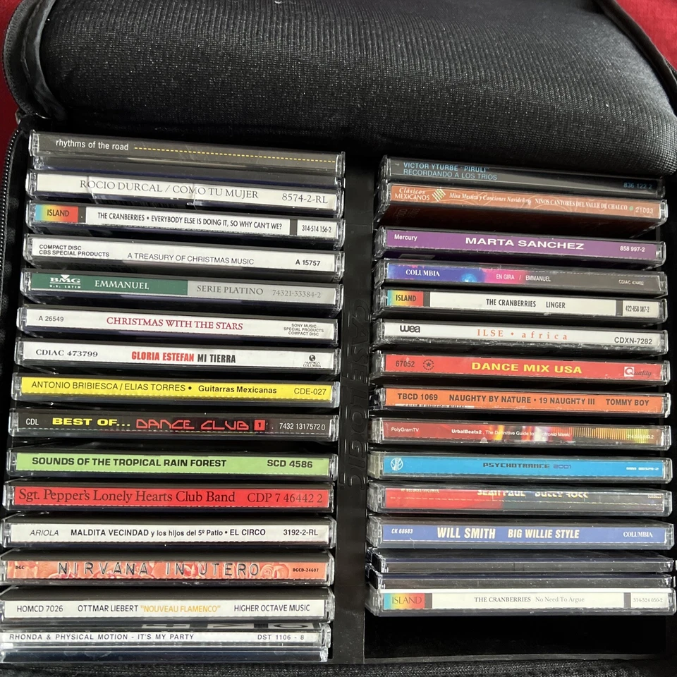 Personal Collection Lot Of 32 CD’s- Rock, Pop, Rancheras & Spanish LOT!!! SALE!! Foto 1 de 4